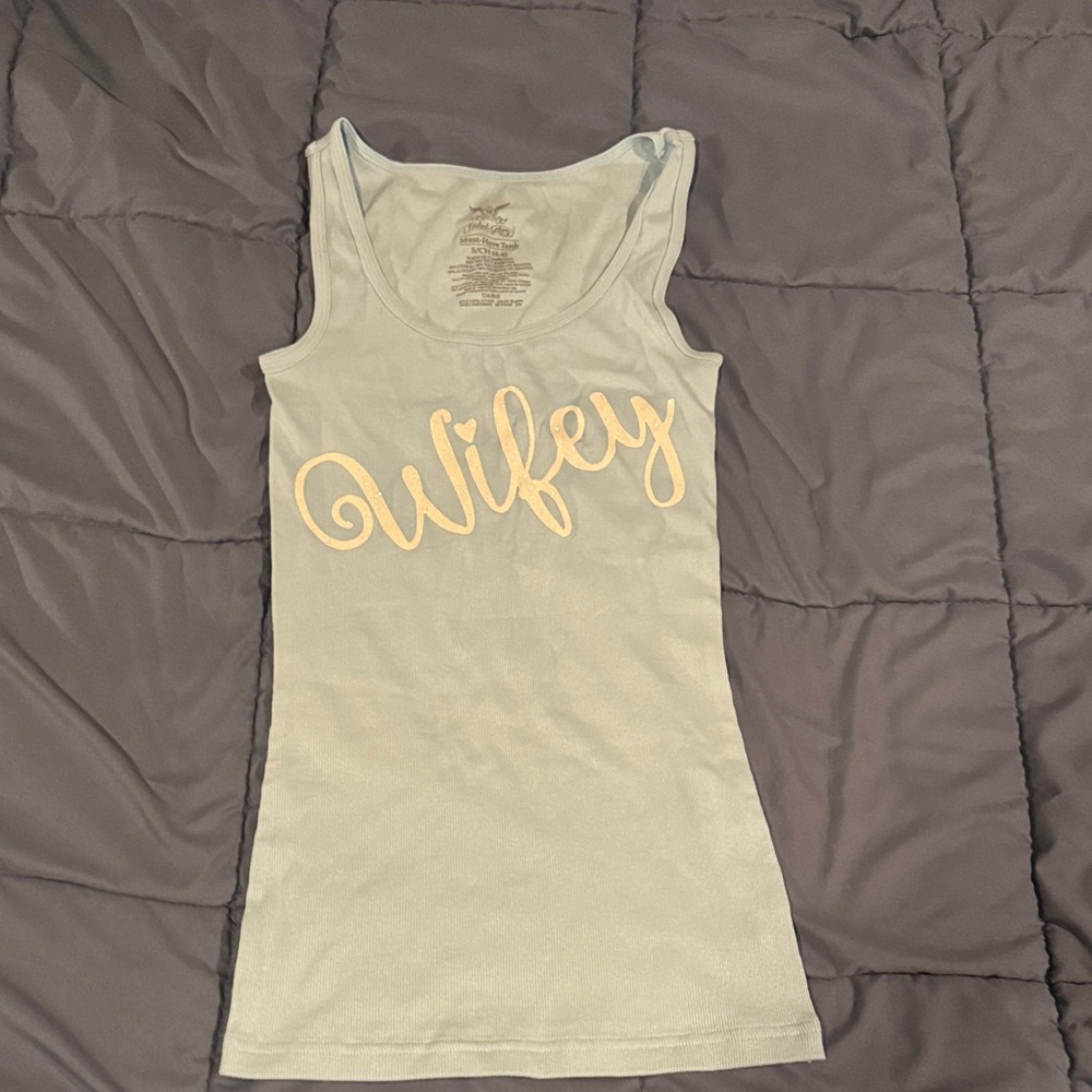 Wifey tank small